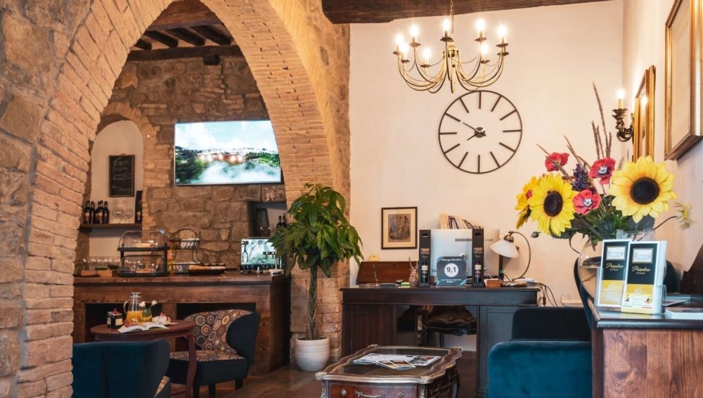 Hotel in Montalcino historic center